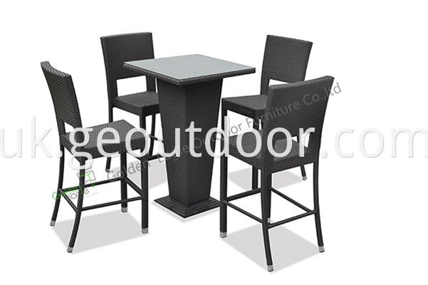 outdoor wicker bar set